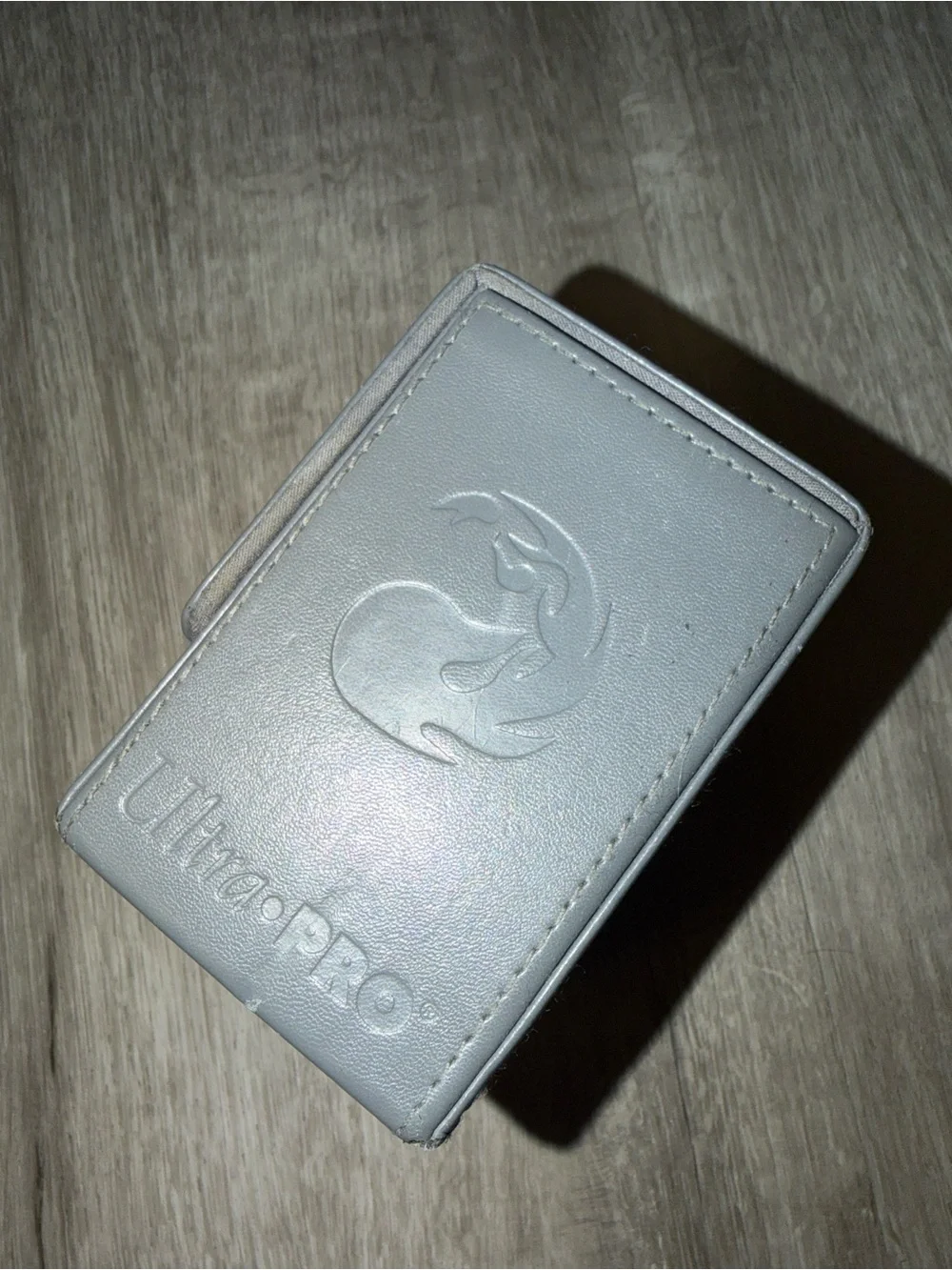 Ultra Pro Silver Card Deck Box - Skull Embossed